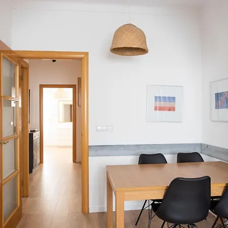 Housalia Lepant 3 Bedroom 300 Meters De Sagrada Familia Apartment Barcelona