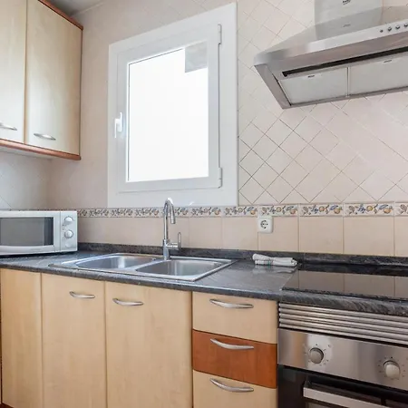 Housalia Lepant 3 Bedroom 300 Meters De Sagrada Familia *