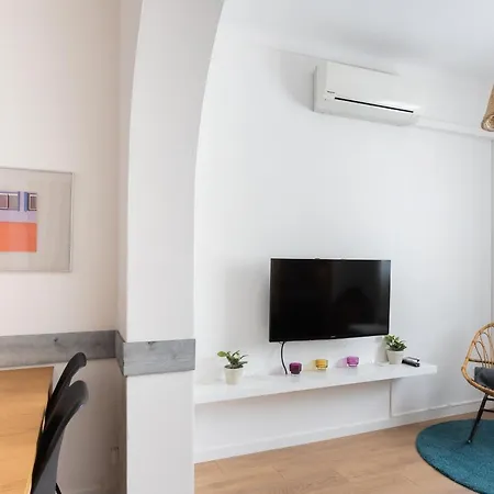 Housalia Lepant 3 Bedroom 300 Meters De Sagrada Familia Apartment *