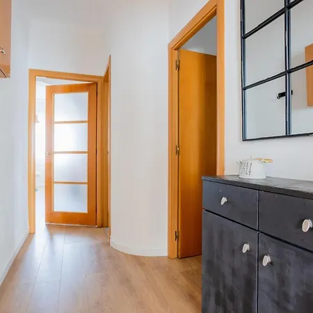 Housalia Lepant 3 Bedroom 300 Meters De Sagrada Familia Apartment Barcelona