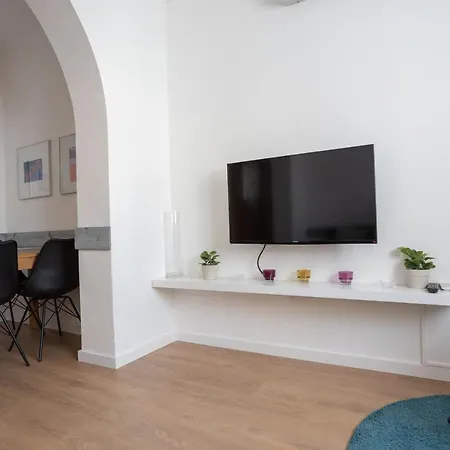 Apartment Housalia Lepant 3 Bedroom 300 Meters De Sagrada Familia *